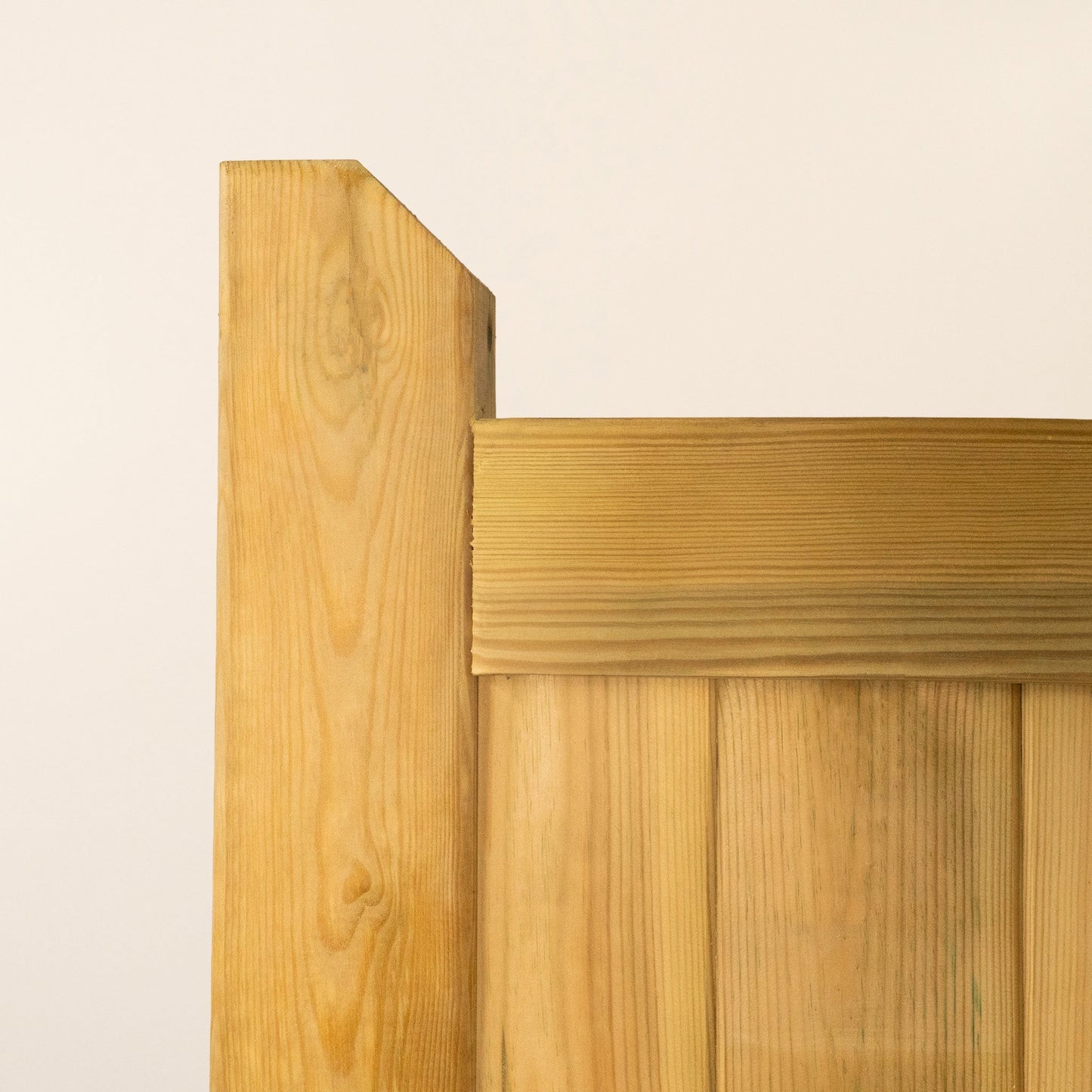 Swan Neck Gates (Pair)