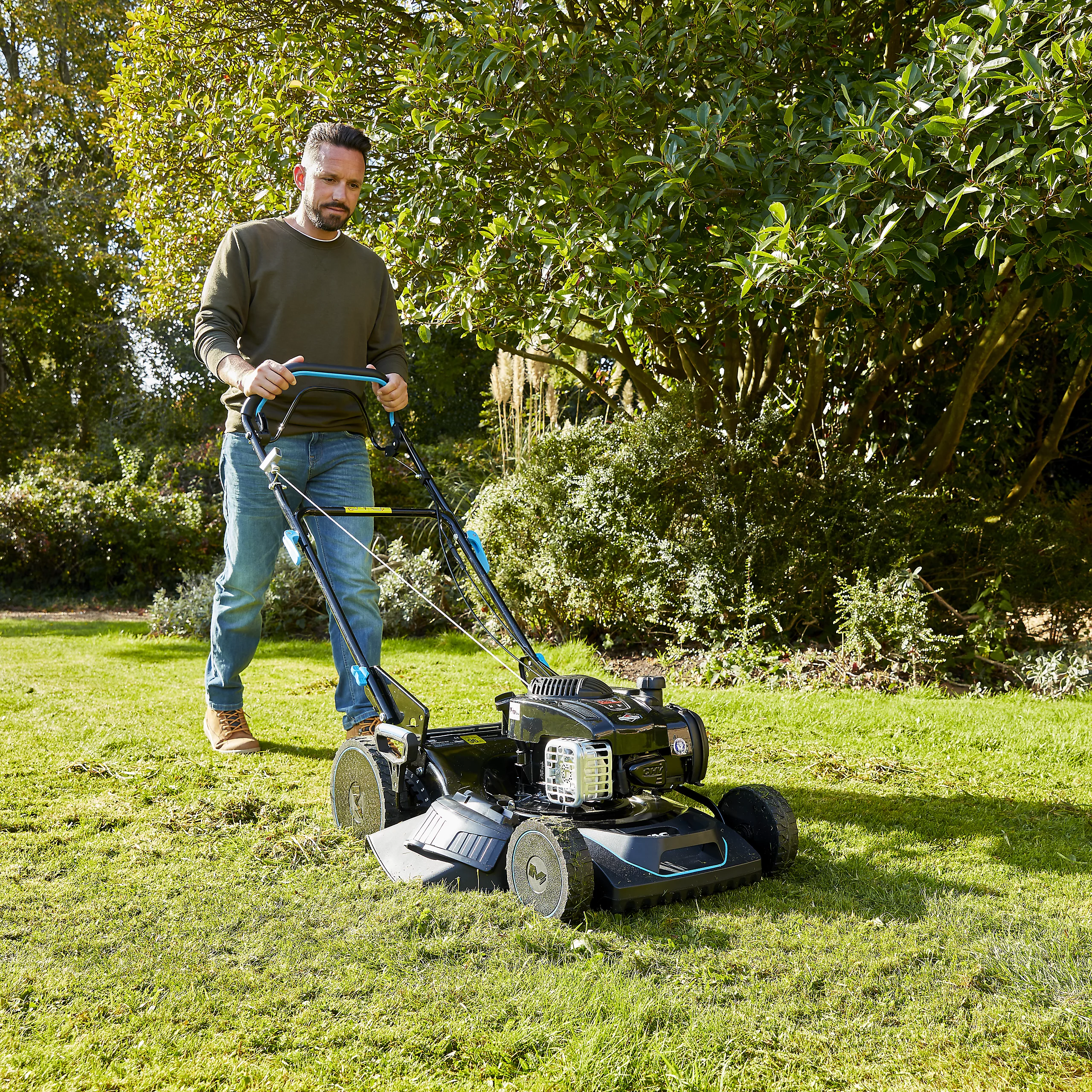 Mac Allister MLMP550SP46-M&S 140cc Petrol Rotary Lawnmower - Image 4